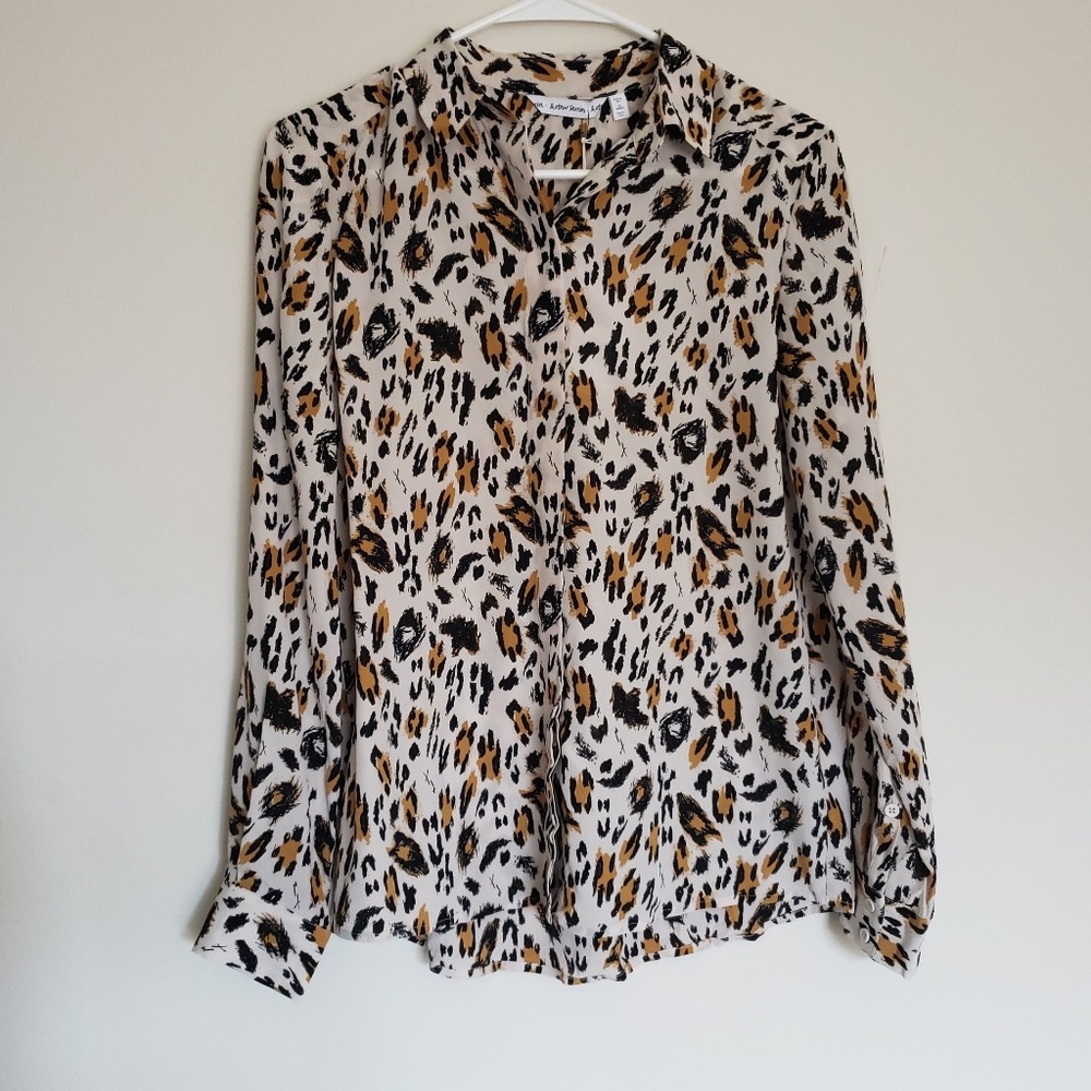 LAST ONE! & Other Stories leopard print blouse - Picture 4 of 8